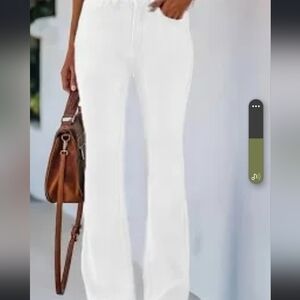 Vintage GirlFriend Women's White Low Rise Flare Jeans Contrast Stitching Sz 30